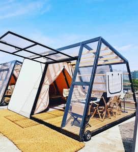 Restaurant & Bar Tent