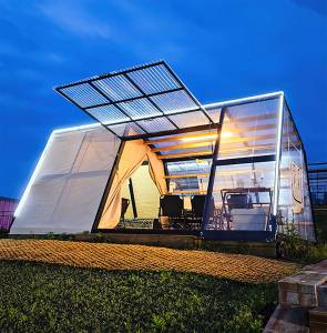 Restaurant & Bar Tent